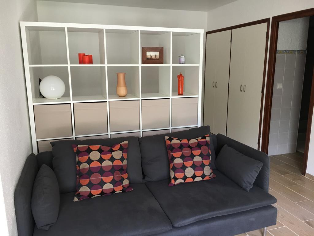 Les Mimosas Apartments Villelongue-dels-Monts Екстериор снимка