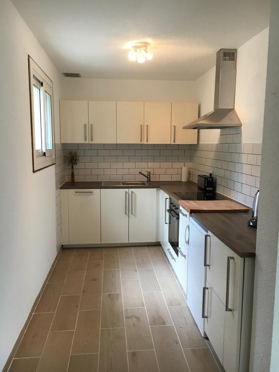 Les Mimosas Apartments Villelongue-dels-Monts Екстериор снимка
