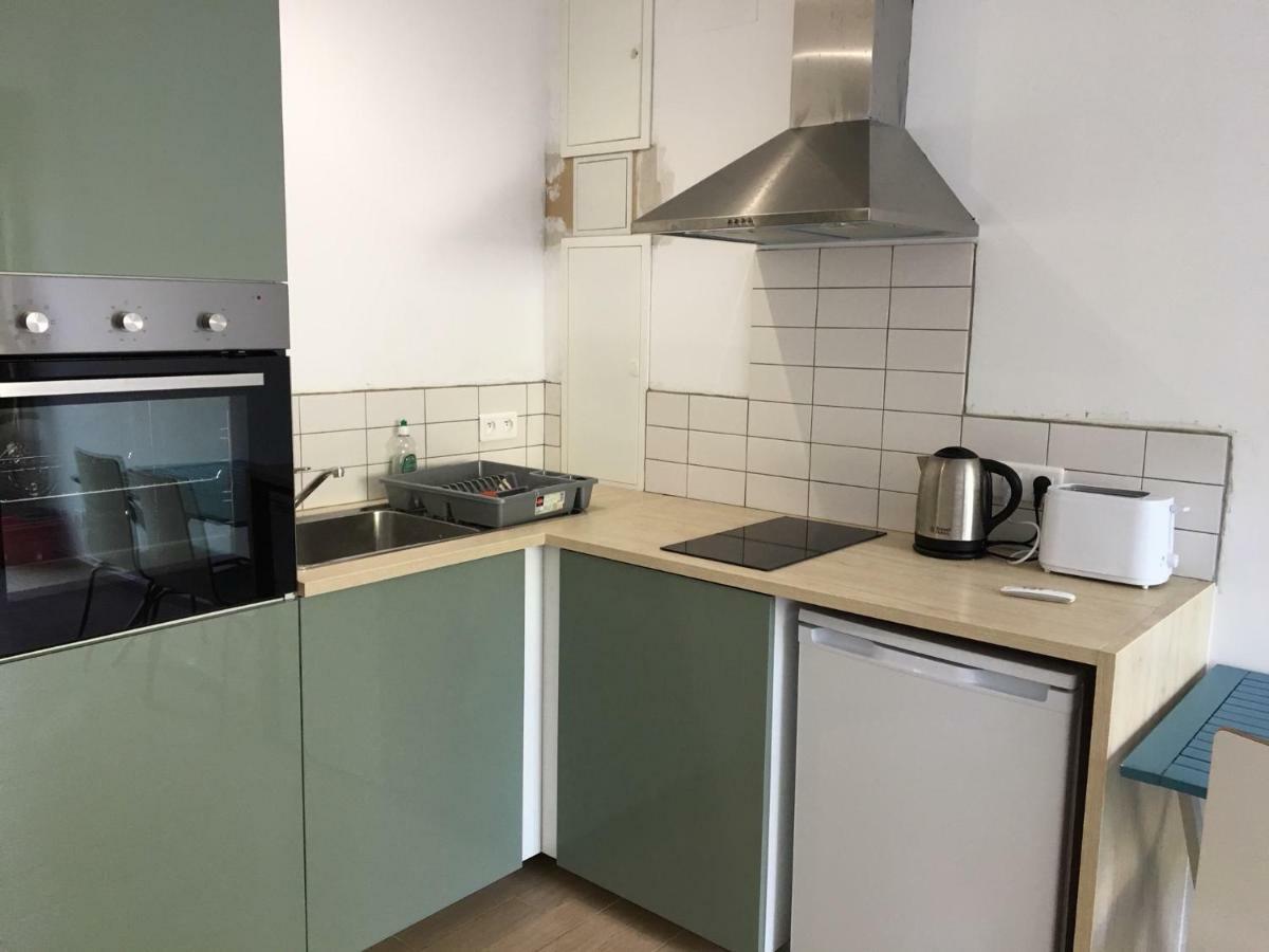 Les Mimosas Apartments Villelongue-dels-Monts Екстериор снимка